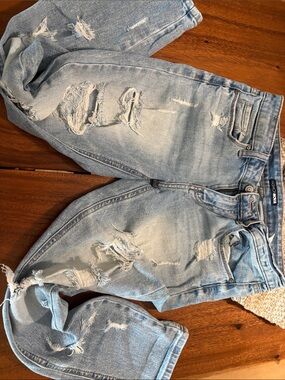 Fashion Nova Light Blue Distressed Women's Jeans